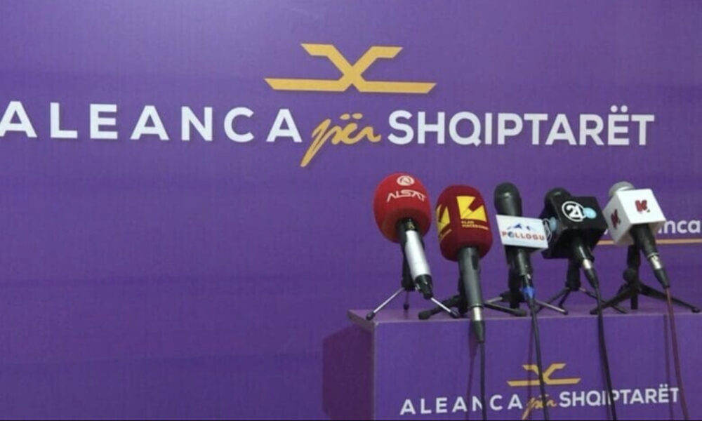 Aleanca për Shqiptarët  Liderët e VLEN it të demaskuar  të shitur e të kapur   Qoku e tha të vërtetën