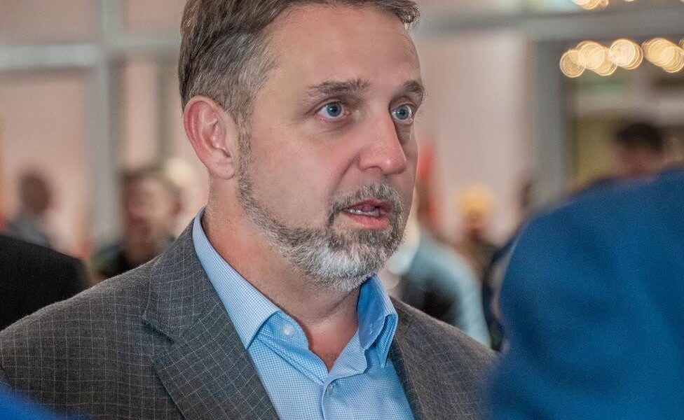 Sotir Lukrovski  Karposhit i ka ardhur në majë të hundës nga profiterët që e shtrydhin për përfitime personale tash 30 vjet