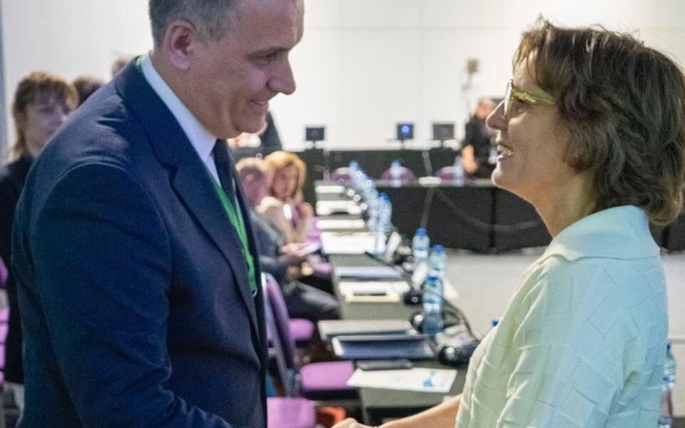 Ministri Hoxha në Sofje takoi eurokomisioneren për Mjedis  Qëndrueshmërinë e Burimeve Ujore dhe Ekonominë Qarkulluese Konkurruese  Jessika Roswall