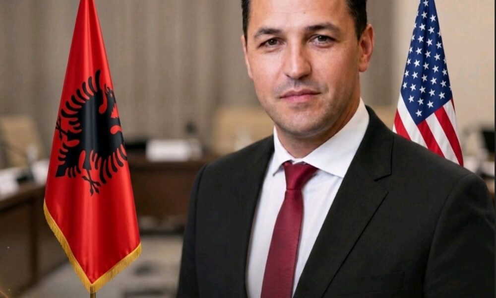 Drejtori i Shkollës Shqipe  Agron Dedivanaj  në 10 vjetorin e Fondit Humanitar Trieshi