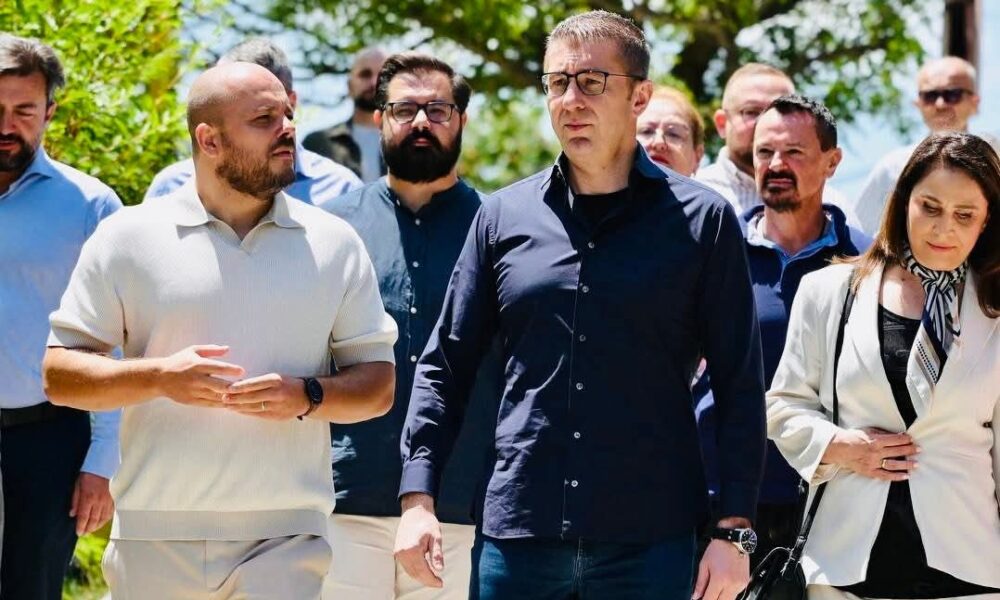 Kostovski  Vendoset gurthemeli i pishinës moderne të mbyllur në Radishan
