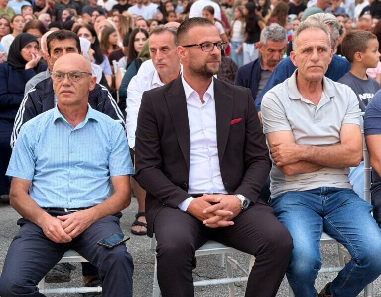 Memishi dhe Lika marrin pjesë në manifestimin jubilar për dëshmorët Bedri Alimi dhe Rametulla Ameti në Neproshten