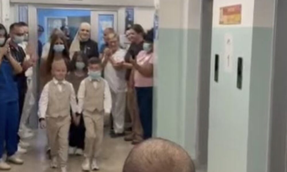 Sërish gëzim në Klinikën e Fëmijëve në Shkup  Bajrami i vogël fitoi betejën e vështirë me sëmundjen