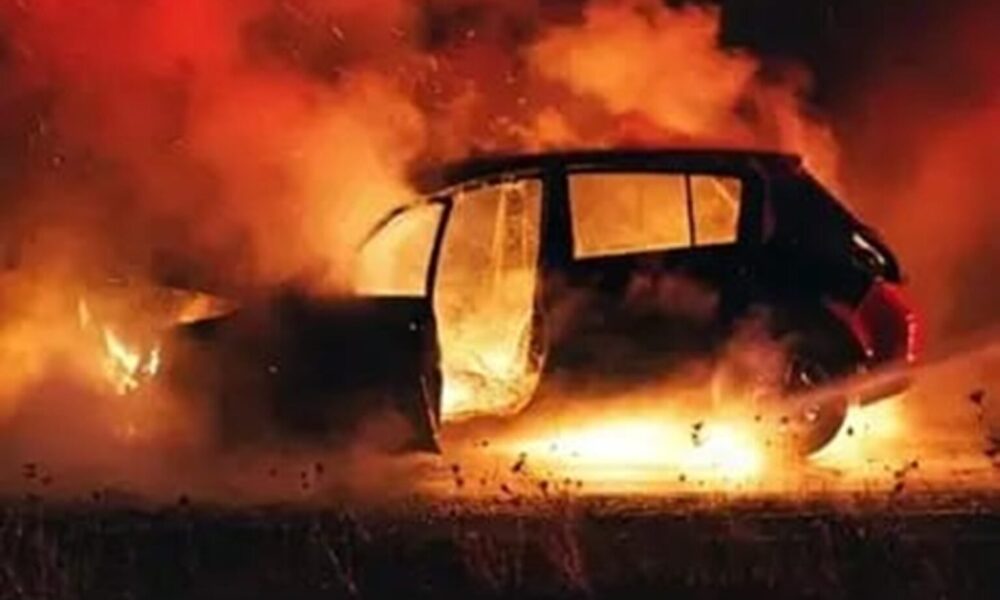 Nata e flakëve në Shkup  Digjen tri vetura brenda pak orëve në Çair e Gazi Babë 